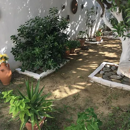 Anna's House *