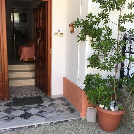 Daire Anna's House *