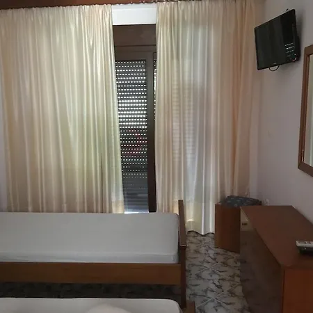 Anna's House